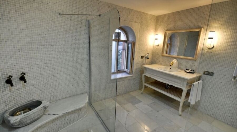 Oliviera Private Island Hotel