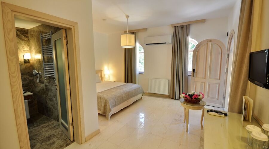 Oliviera Private Island Hotel