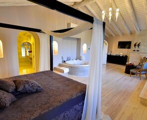 Oliviera Private Island Hotel