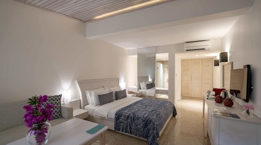 Oliviera Private Island Hotel