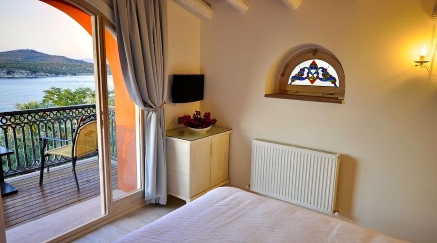 Oliviera Private Island Hotel