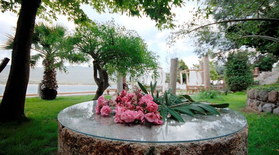 Oliviera Private Island Hotel