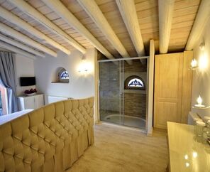 Oliviera Private Island Hotel
