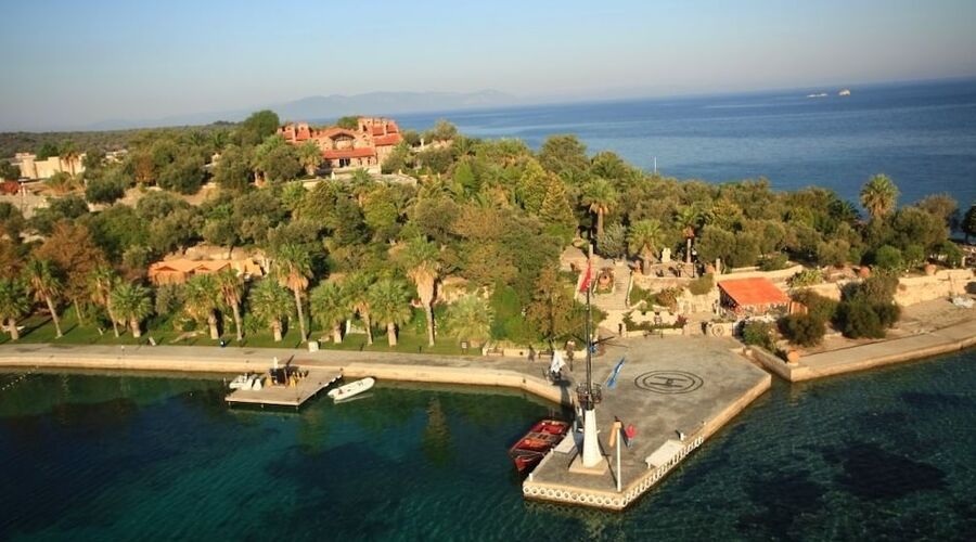 Oliviera Private Island Hotel