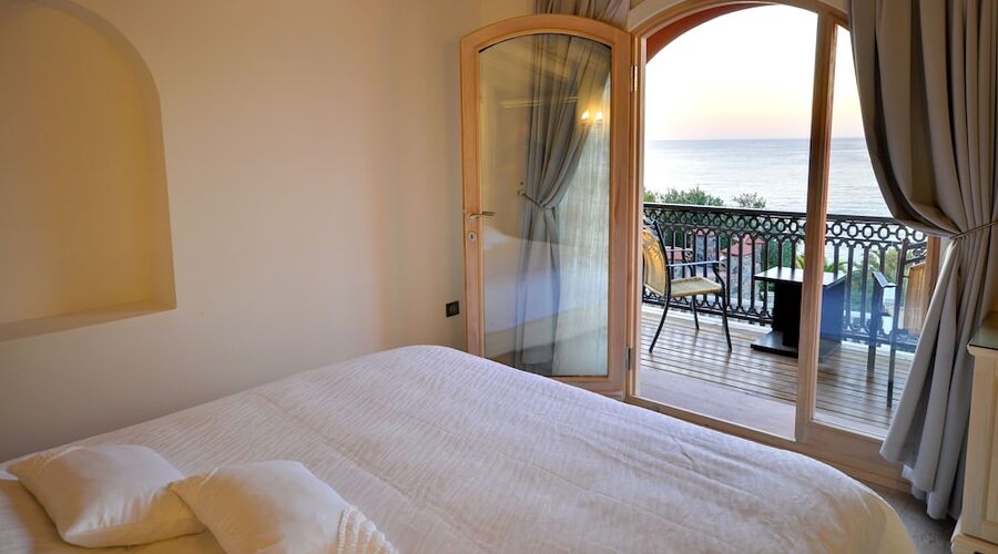Oliviera Private Island Hotel