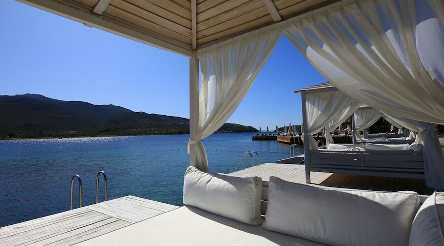 Oliviera Private Island Hotel