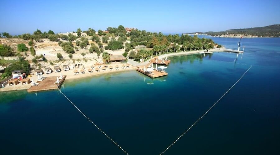 Oliviera Private Island Hotel
