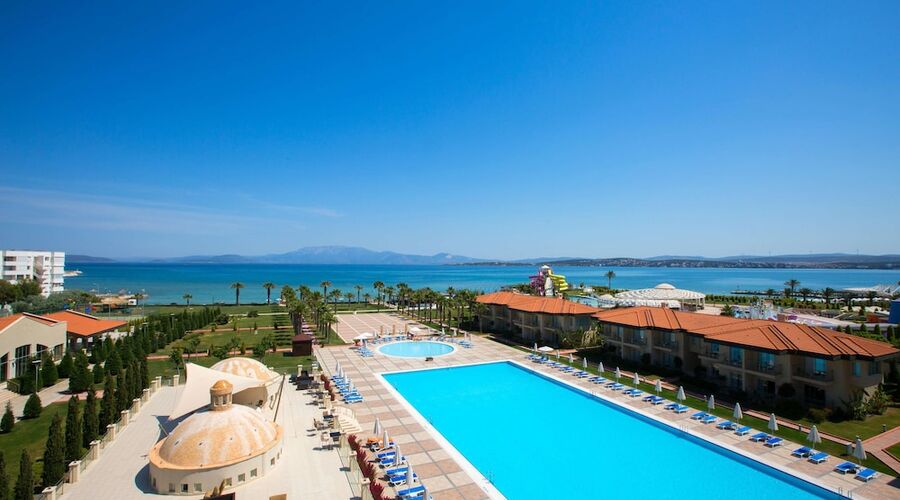 Radisson Blue Resort & Spa