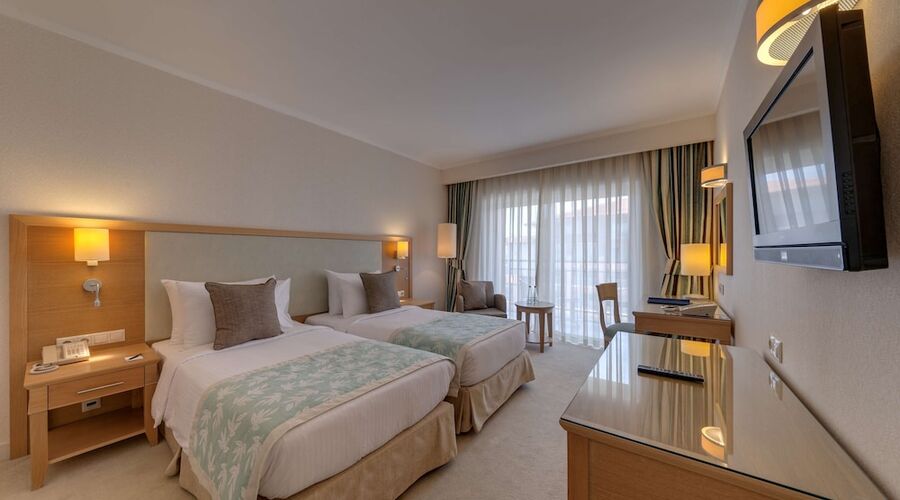 Radisson Blue Resort & Spa
