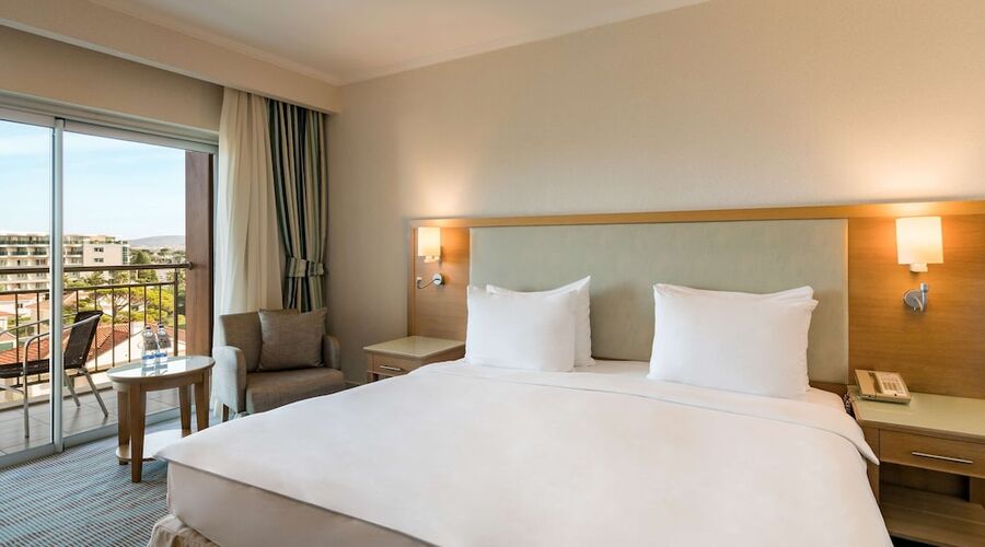 Radisson Blue Resort & Spa