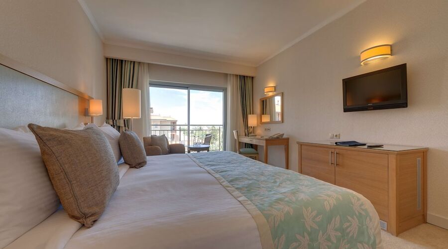 Radisson Blue Resort & Spa