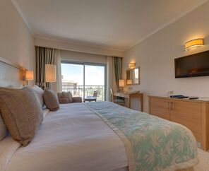 Radisson Blue Resort & Spa