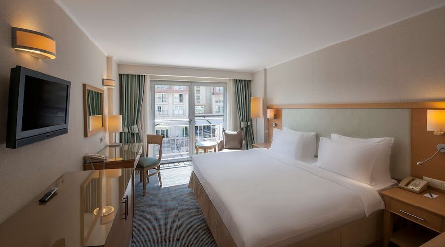 Radisson Blue Resort & Spa