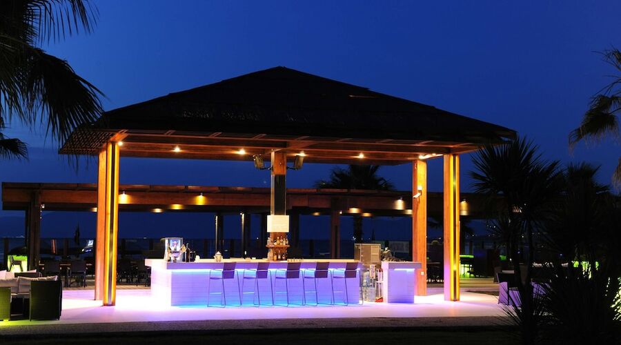 Radisson Blue Resort & Spa