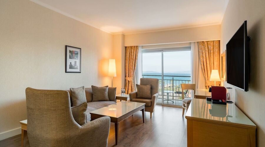 Radisson Blue Resort & Spa