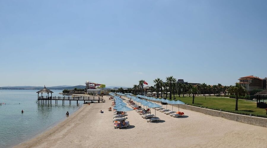 Radisson Blue Resort & Spa