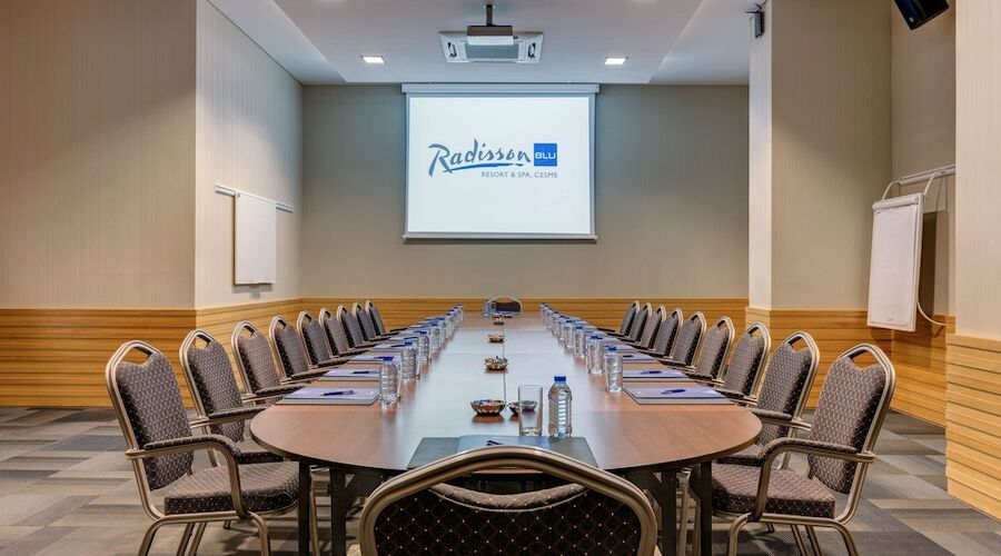 Radisson Blue Resort & Spa