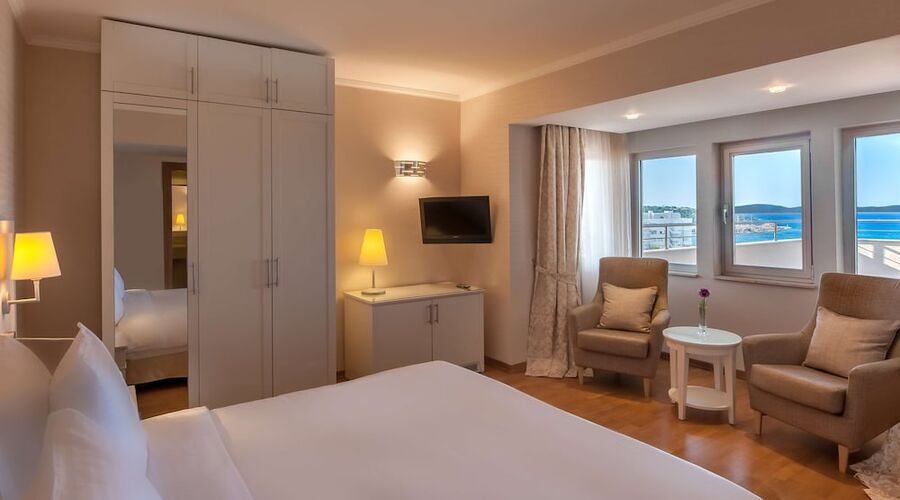 Radisson Blue Resort & Spa