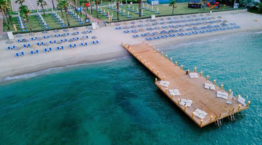 Radisson Blue Resort & Spa