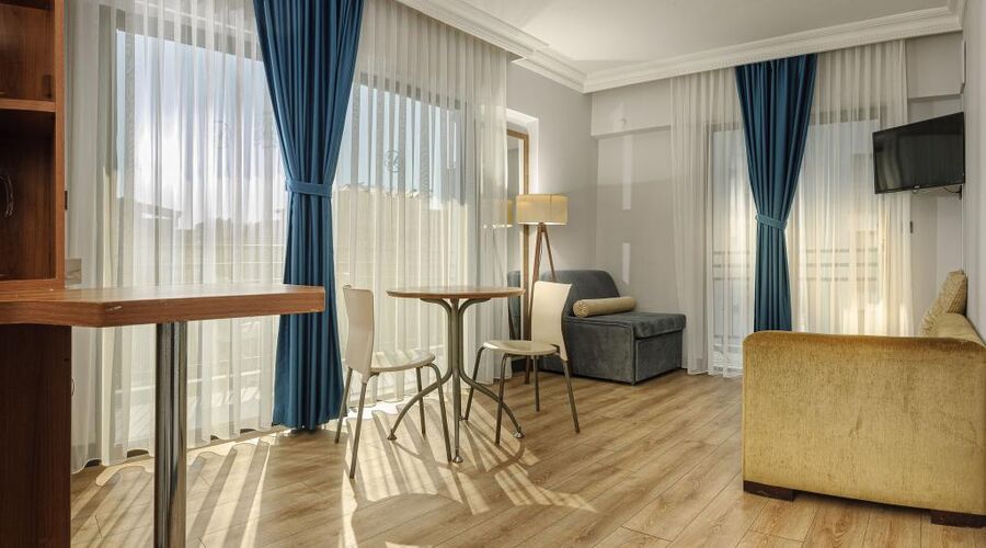Mutlu Apart Hotel