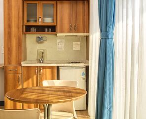 Mutlu Apart Hotel