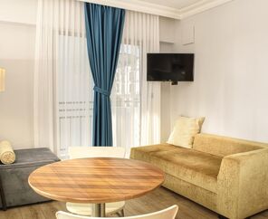 Mutlu Apart Hotel