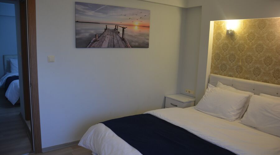 Marla Suit Hotel