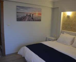 Marla Suit Hotel
