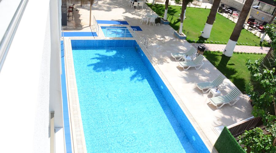 Marla Suit Hotel