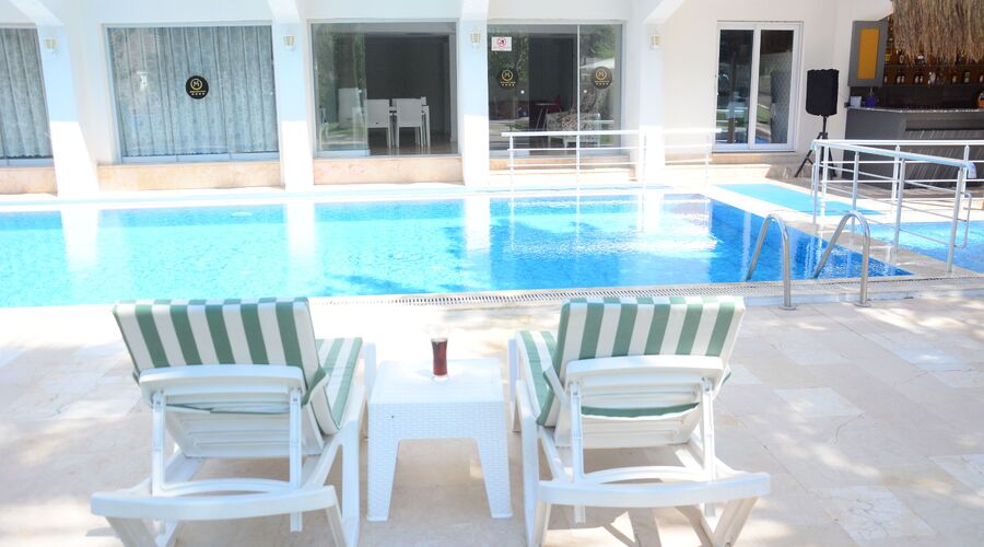 Marla Suit Hotel