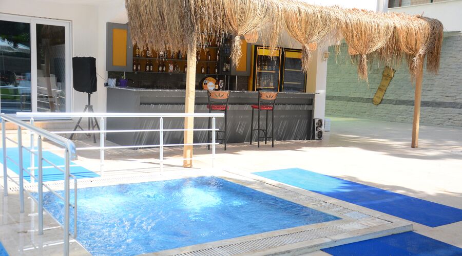 Marla Suit Hotel