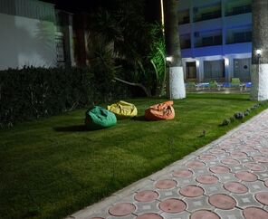 Marla Suit Hotel
