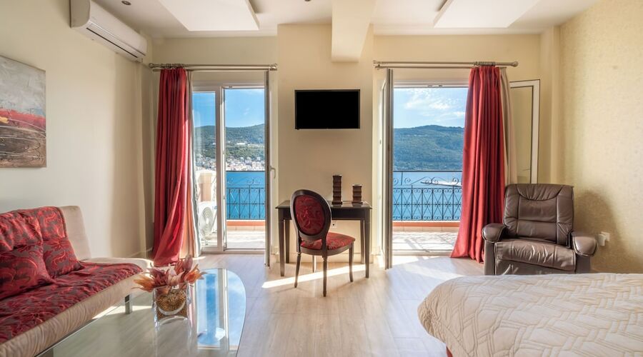 Samos City Hotel