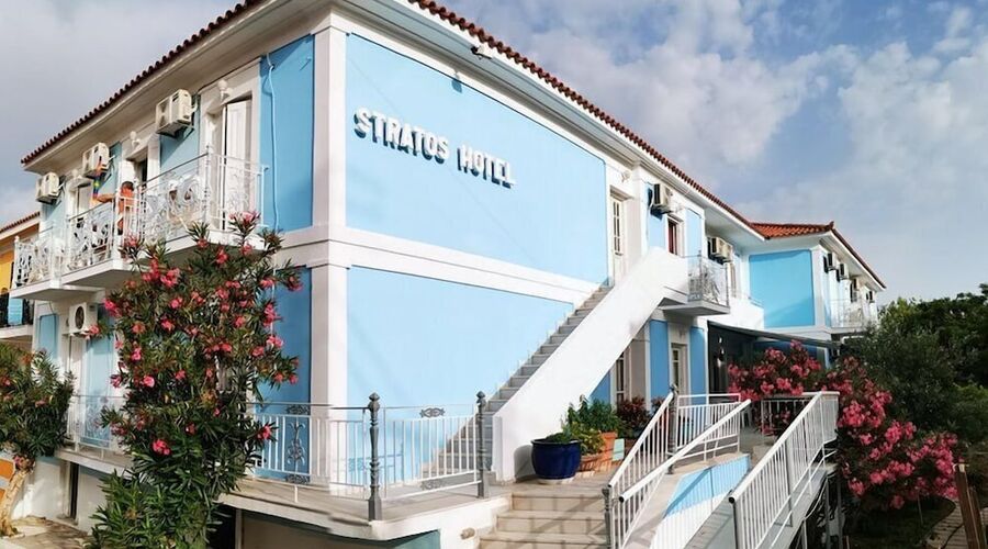 Stratos Hotel