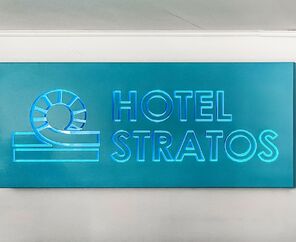 Stratos Hotel