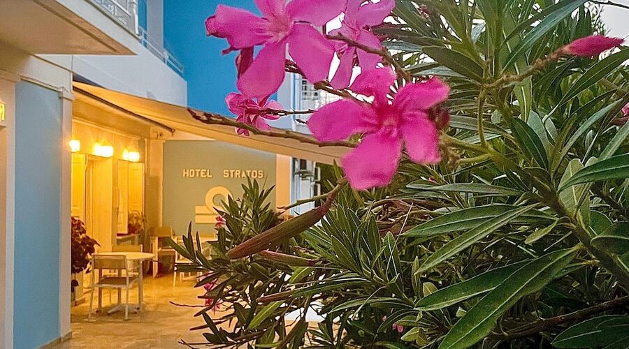 Stratos Hotel