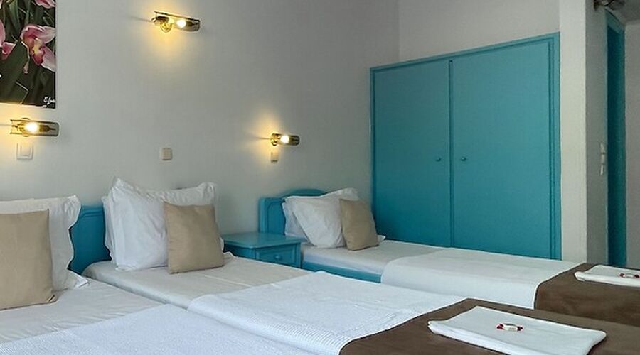 Stratos Hotel