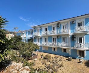 Stratos Hotel