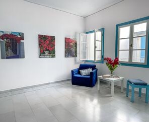 Stratos Hotel