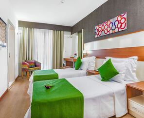 Ege Tulip Çeşme
