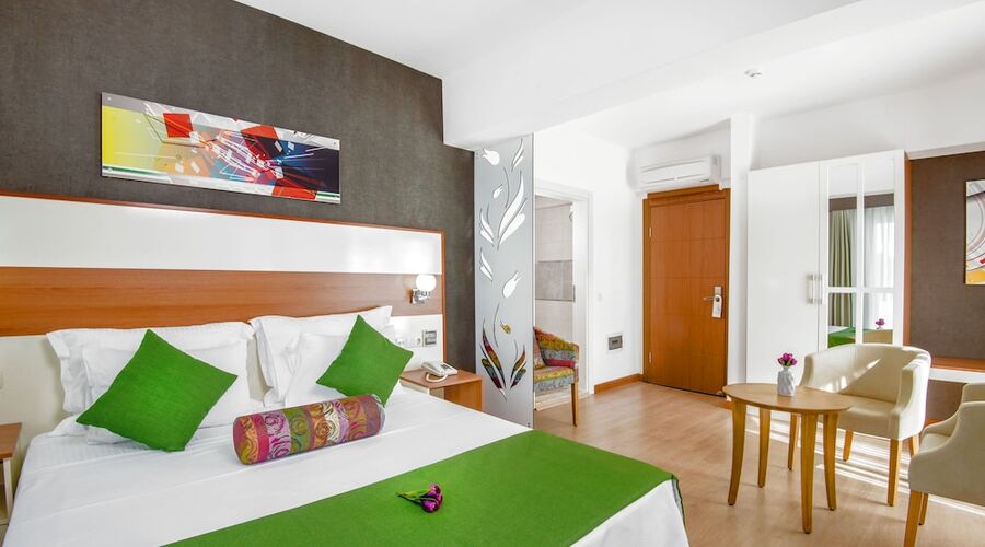 Ege Tulip Çeşme
