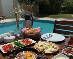 Ege Tulip Çeşme