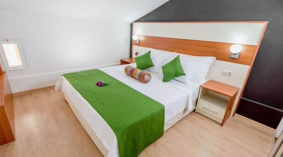 Ege Tulip Çeşme
