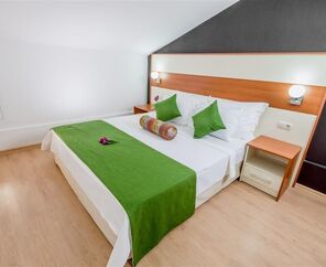 Ege Tulip Çeşme