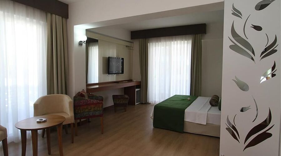 Ege Tulip Çeşme