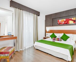 Ege Tulip Çeşme