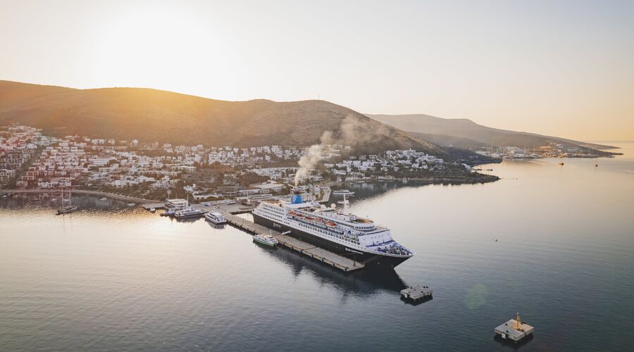 Blue Sapphire ile Yunan Adaları - Çeşme Hareket - 4 Gece - Kapıda Vize